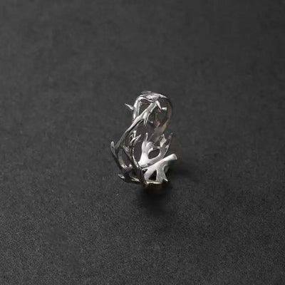 1 Thorn Ring - Retro Style Tail Ring, Alloy Material, Trendy for Both Men and Women, Hip-Hop Personality, Adjustable Size